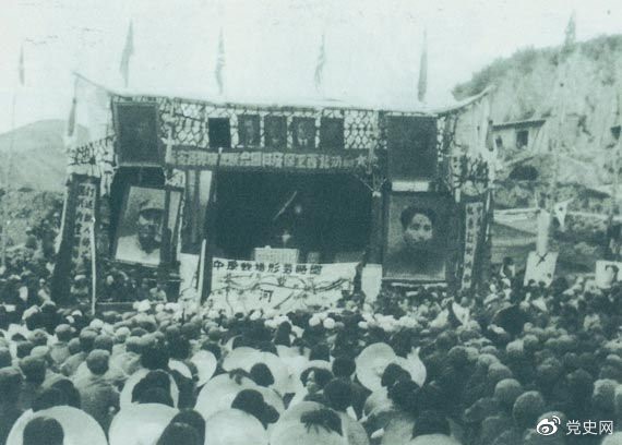1947年3月8日，延安各界舉行保衛(wèi)邊區(qū)、保衛(wèi)延安動(dòng)員大會(huì)。