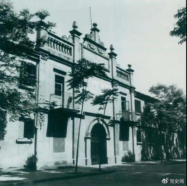 1927年4月27日，中國共產(chǎn)黨第五次全國代表大會在武漢召開。圖為大會舉行開幕式的地方。