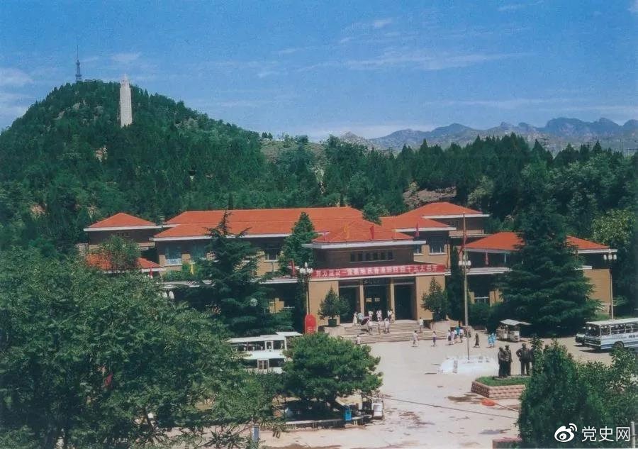 1978年5月26日，西柏坡中共中央舊址和紀(jì)念館同時(shí)對(duì)外開放。
